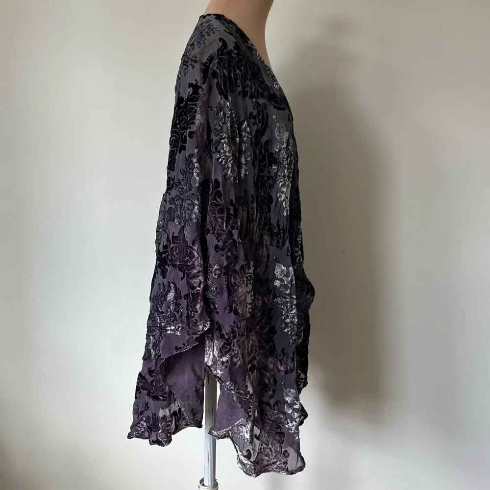 Kevin O’Brien Studio Art To Wear Velvet Brocade Aubergine Caplet Shawl Wrap NWT
